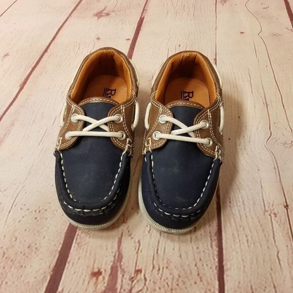 Robert Wayne  Loafers 7 - Picture 2 of 6